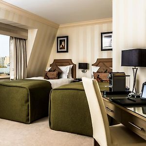 Guest room Deluxe Twin or Single Beds